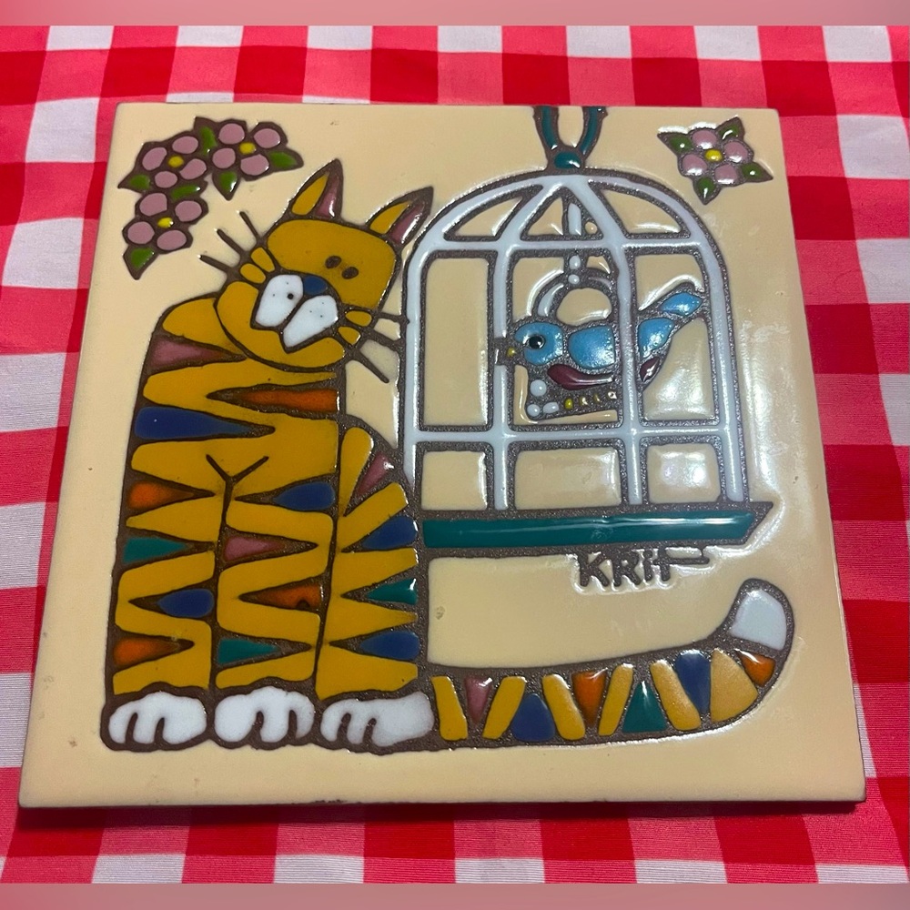 1999 Vintage Earthtones ceramic trivet “The Look”  cat bird 6X6 Krit
